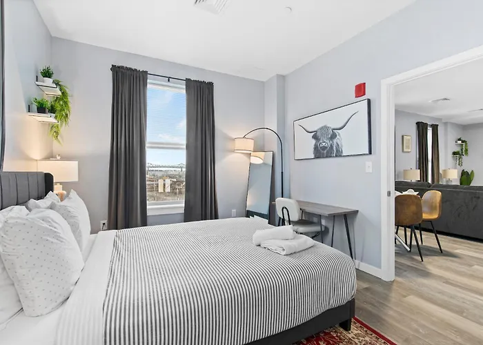 Furnished Apartments Near Encore
