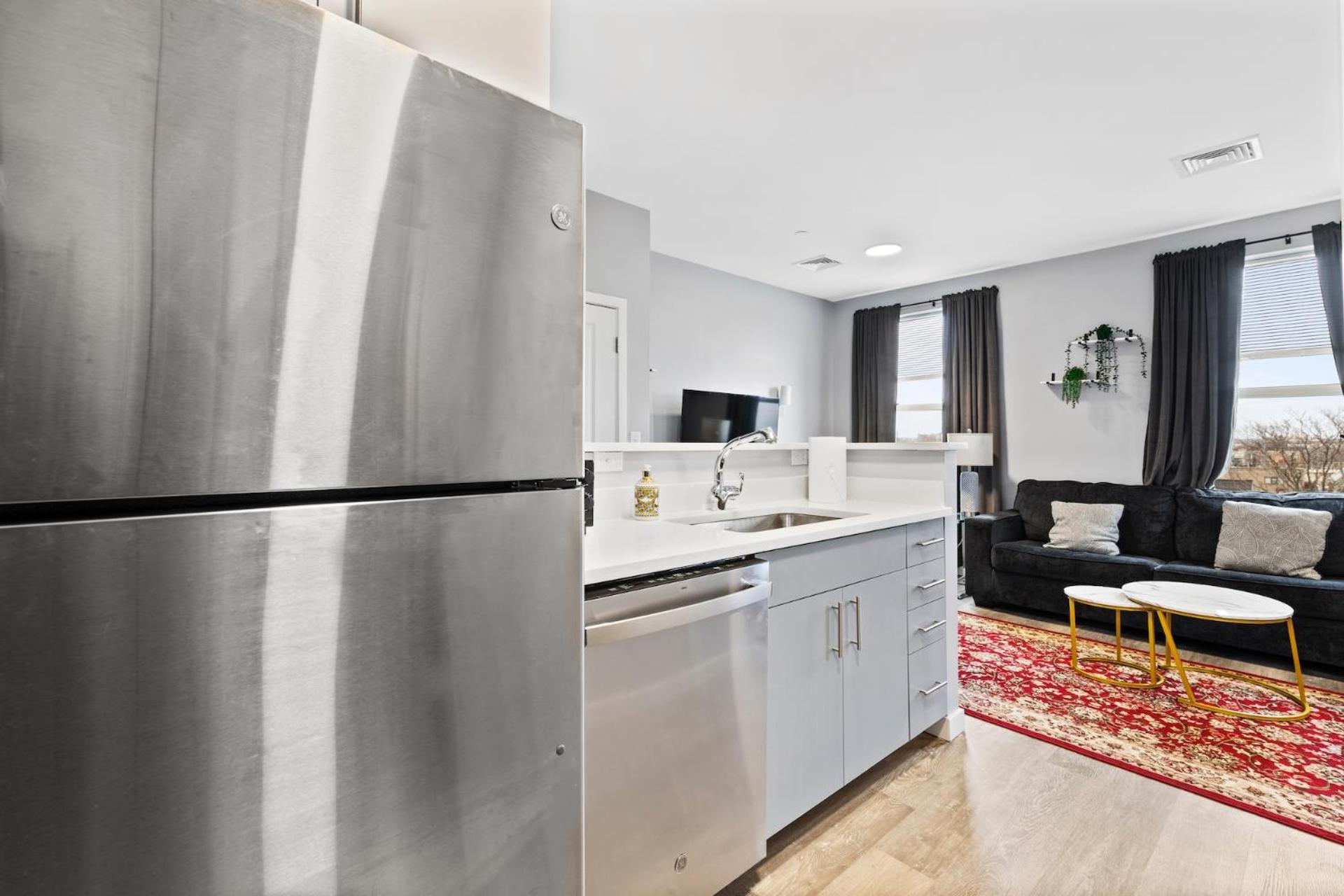 Furnished Near Encore * Everett