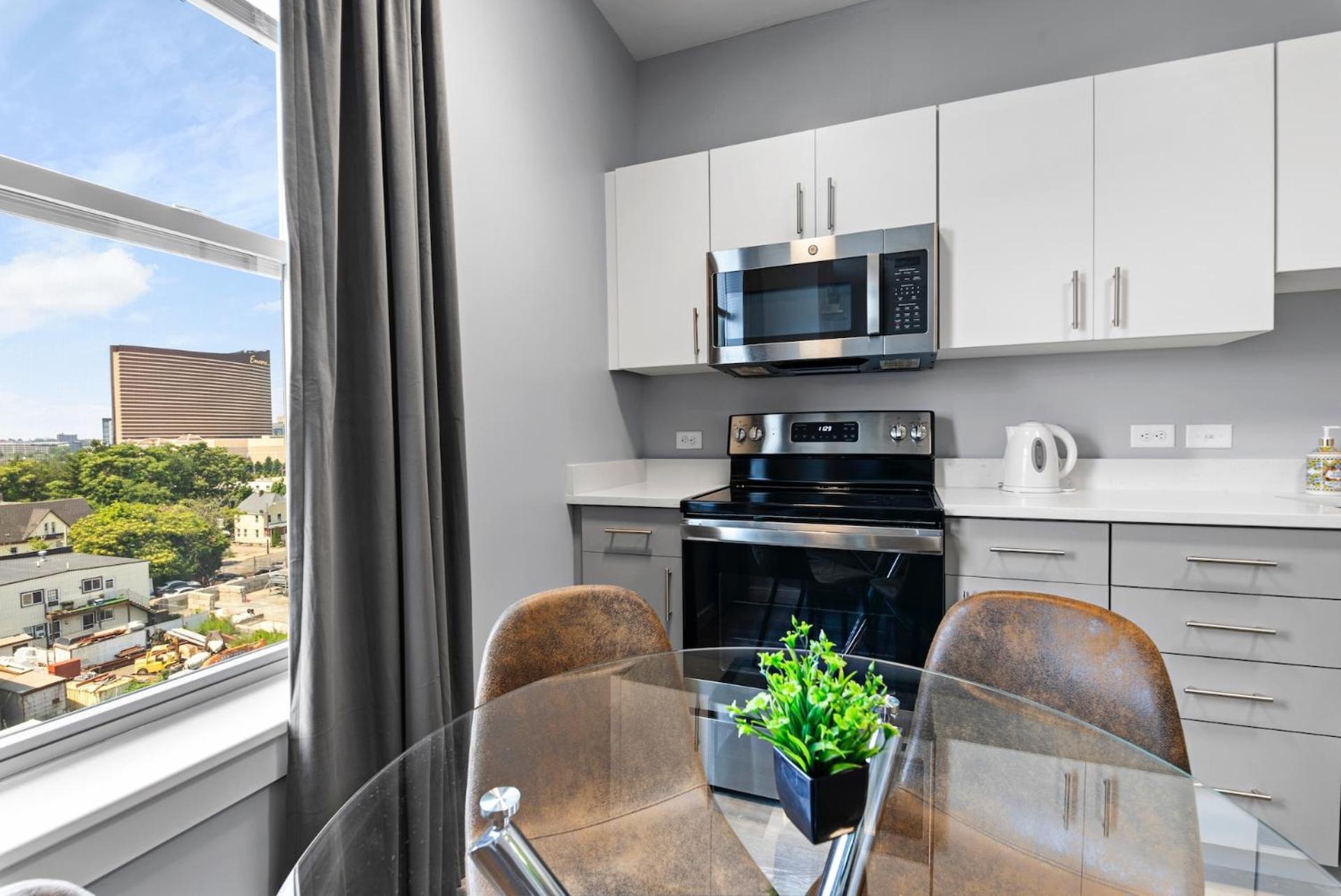 Apartment Furnished Near Encore