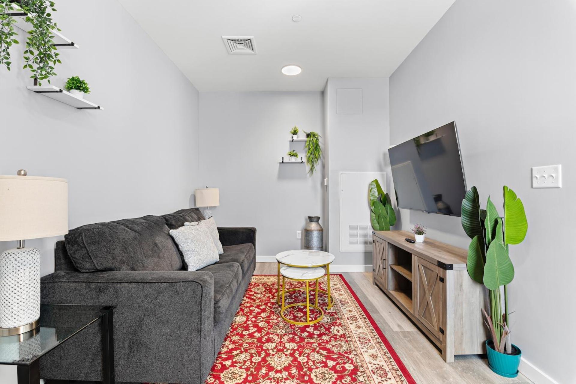 Furnished Near Encore * Everett